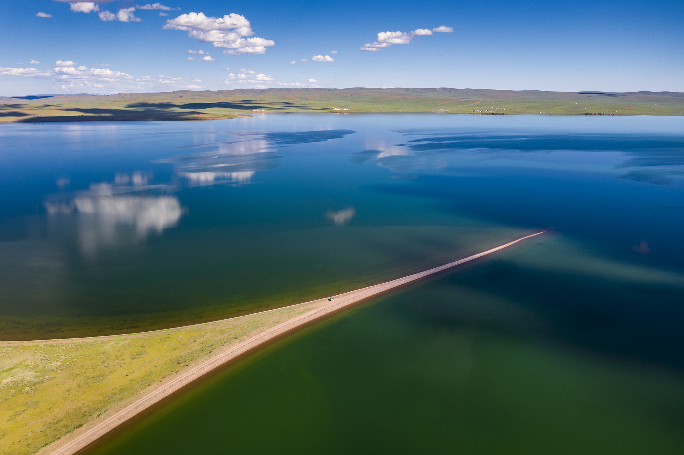 Ogii Lake